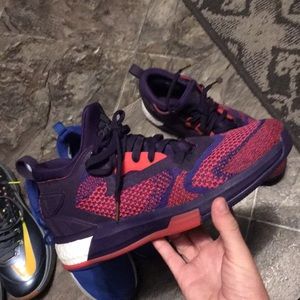 Men’s Adidas boost dame 2.0 Damian lillard size 10